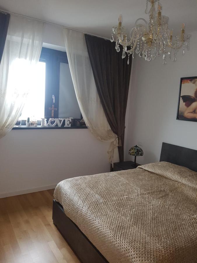 Apartamento Bellissima Casa Di Svetlana Milán Exterior foto